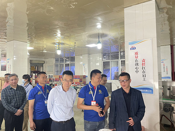 副市长孙波到我单位检查指导工作